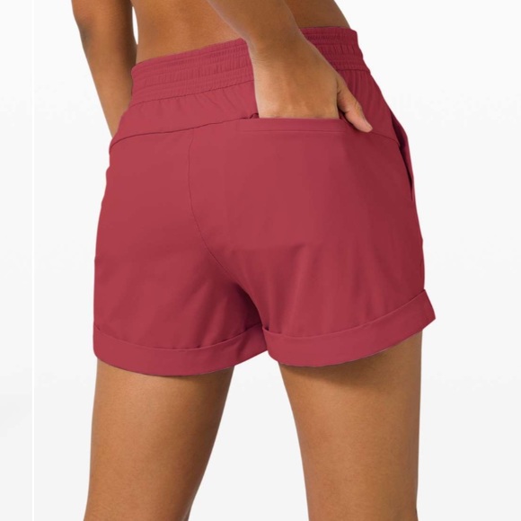Lululemon Spring Break Away Short - 4way stretch 3” length - Picture 2 of 5